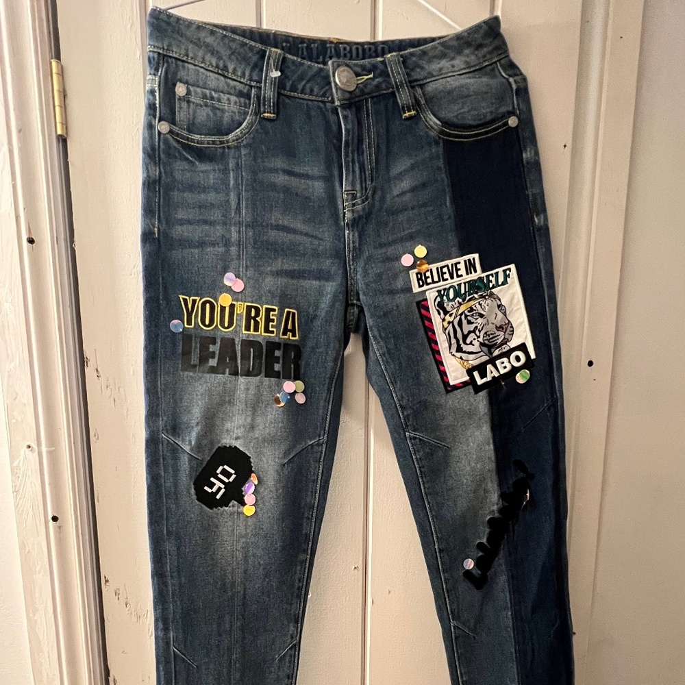 Jeans with logo